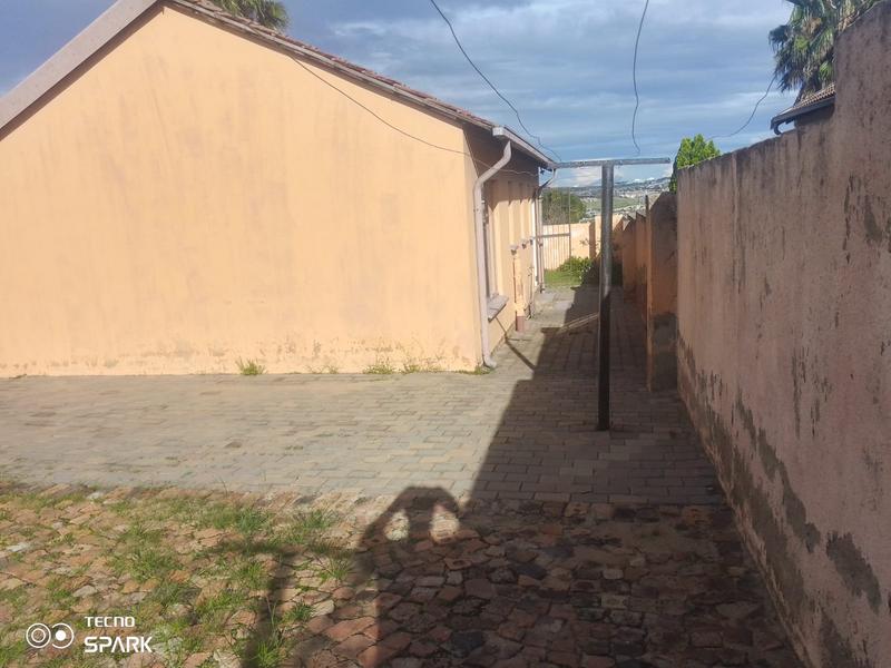 To Let 3 Bedroom Property for Rent in Olievenhoutbosch Gauteng