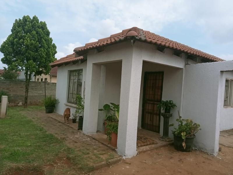 3 Bedroom Property for Sale in Lenasia Gauteng