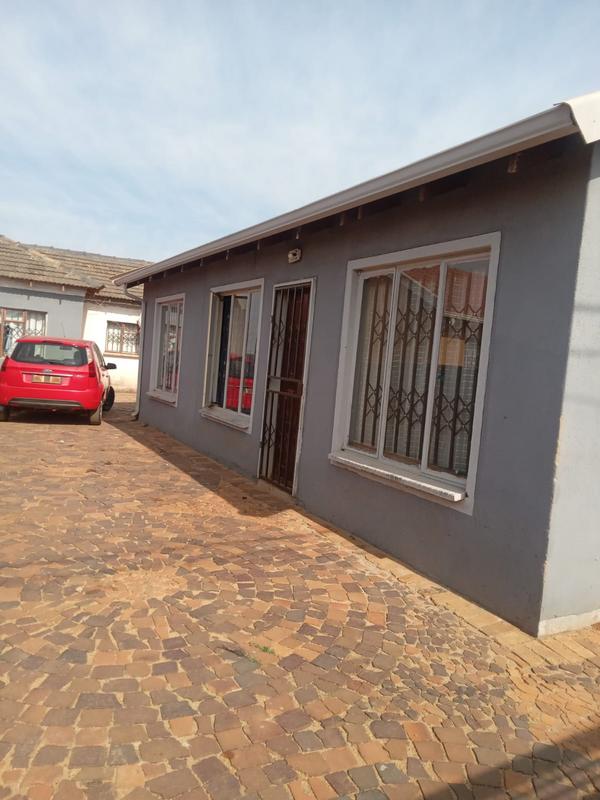 3 Bedroom Property for Sale in Protea Glen Gauteng