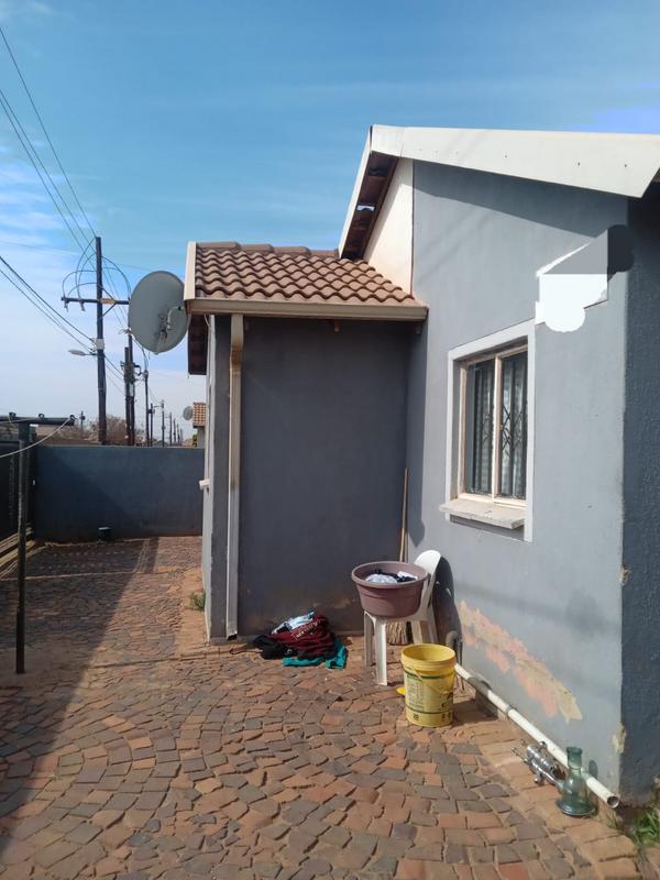 3 Bedroom Property for Sale in Protea Glen Gauteng