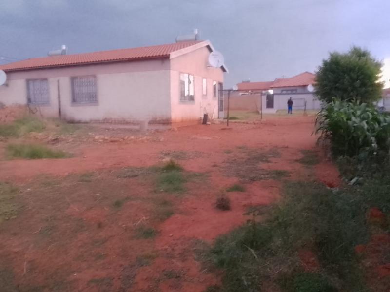 2 Bedroom Property for Sale in Lehae Gauteng