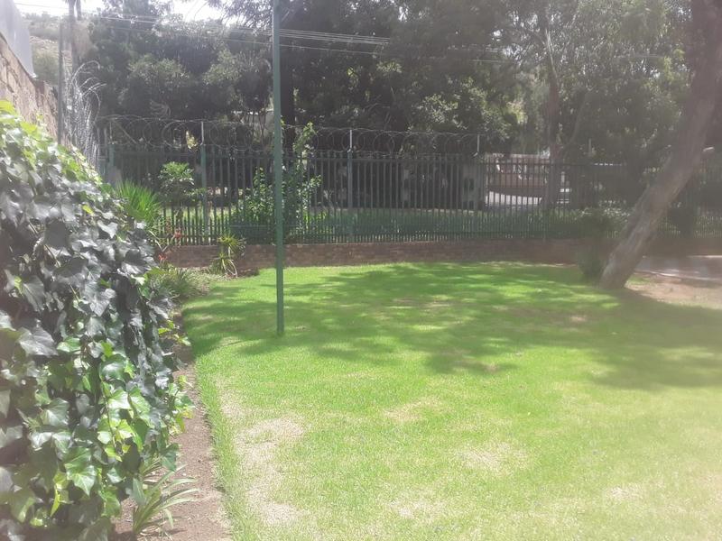 To Let 1 Bedroom Property for Rent in Pretoria Gardens Gauteng