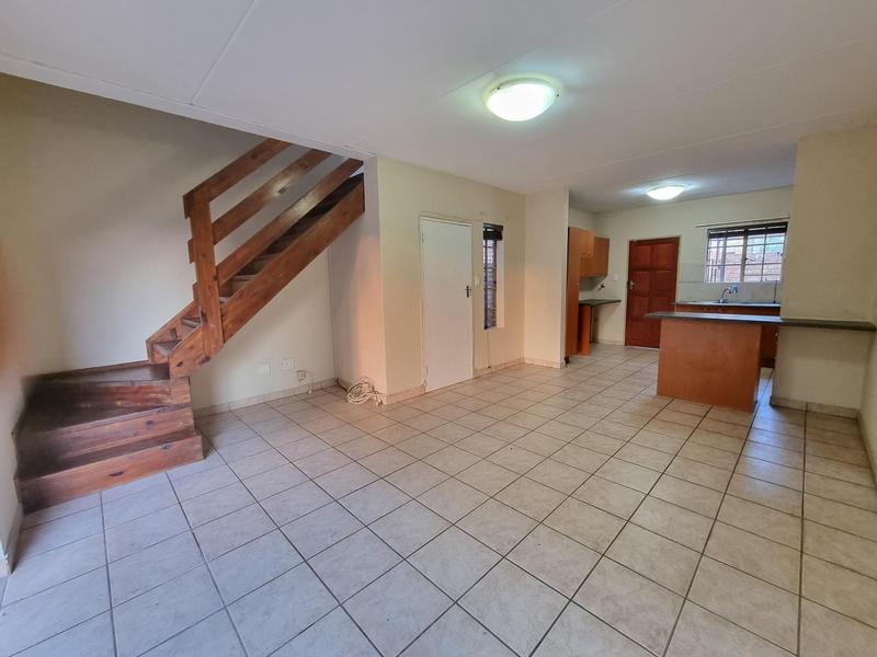 2 Bedroom Property for Sale in Wilgeheuwel Gauteng