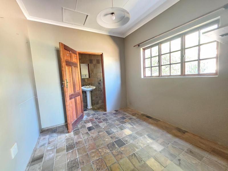 6 Bedroom Property for Sale in Muldersdrift Gauteng