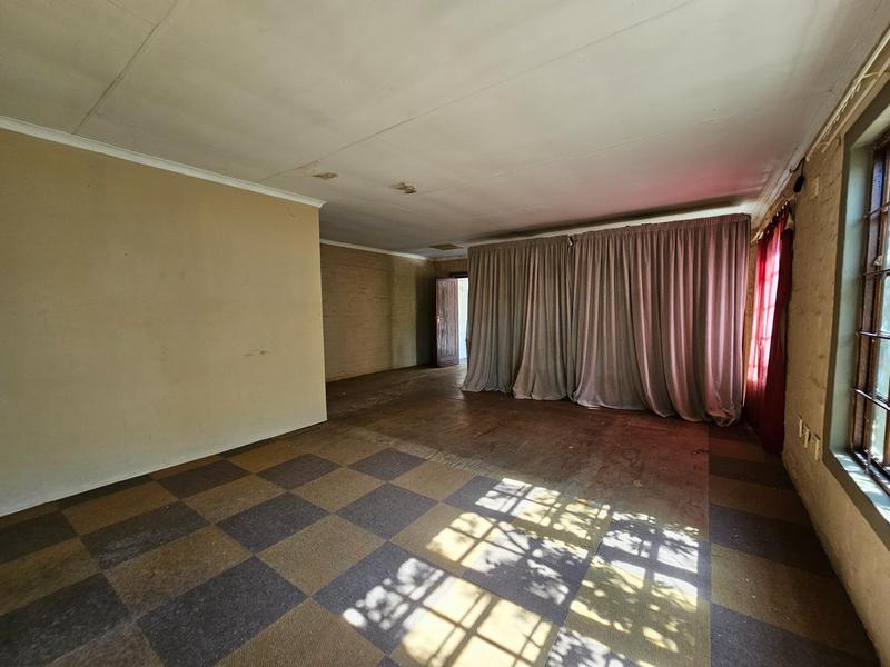 6 Bedroom Property for Sale in Muldersdrift Gauteng