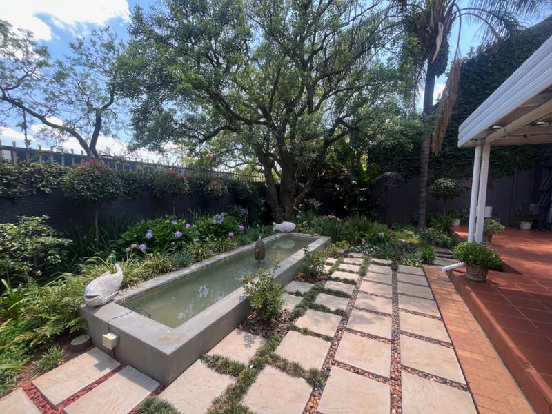 To Let 4 Bedroom Property for Rent in Waterkloof A H Gauteng