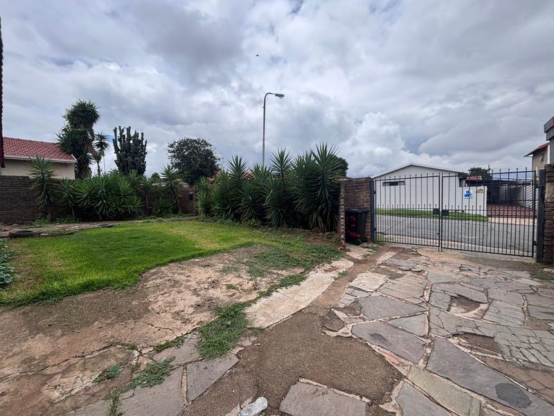 3 Bedroom Property for Sale in Sophiatown Gauteng