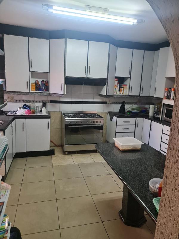 To Let 3 Bedroom Property for Rent in Erasmia Gauteng