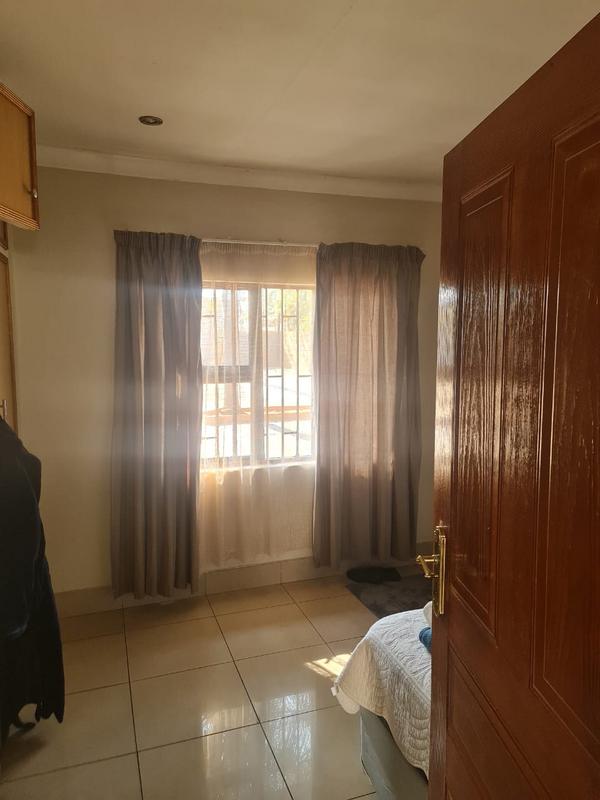 To Let 3 Bedroom Property for Rent in Erasmia Gauteng