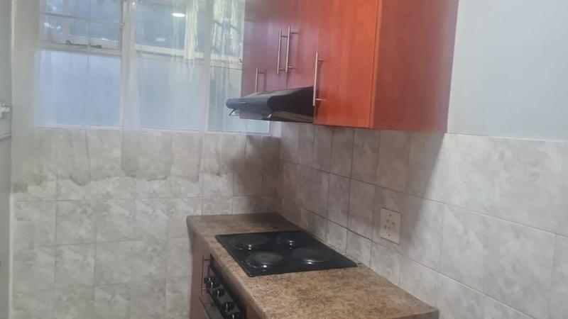 To Let 1 Bedroom Property for Rent in Bedford Gardens Gauteng