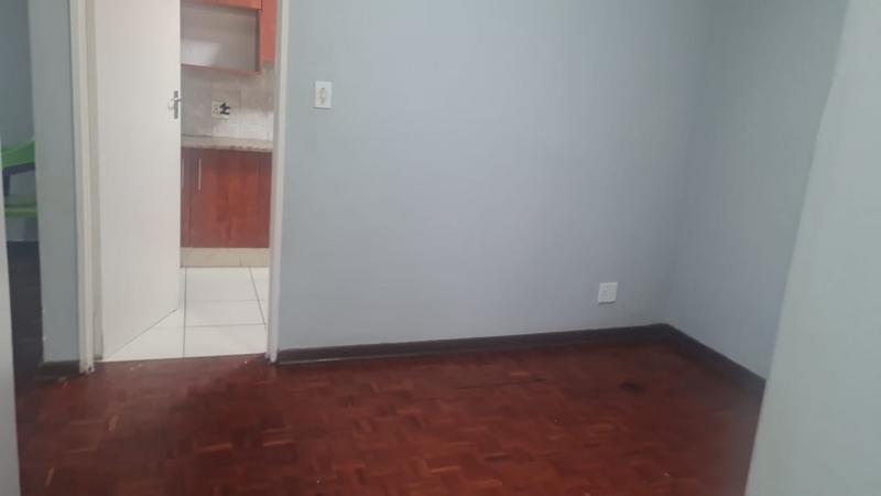 To Let 1 Bedroom Property for Rent in Bedford Gardens Gauteng