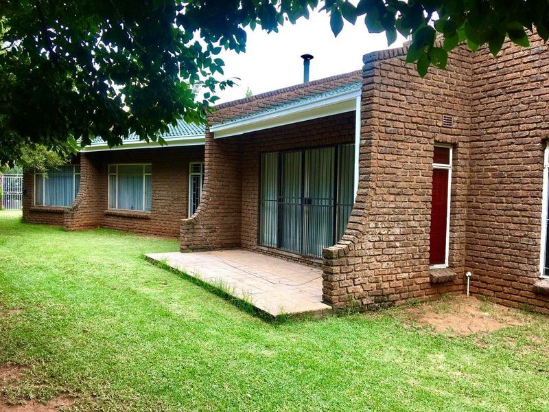 3 Bedroom Property for Sale in Three Rivers East Gauteng