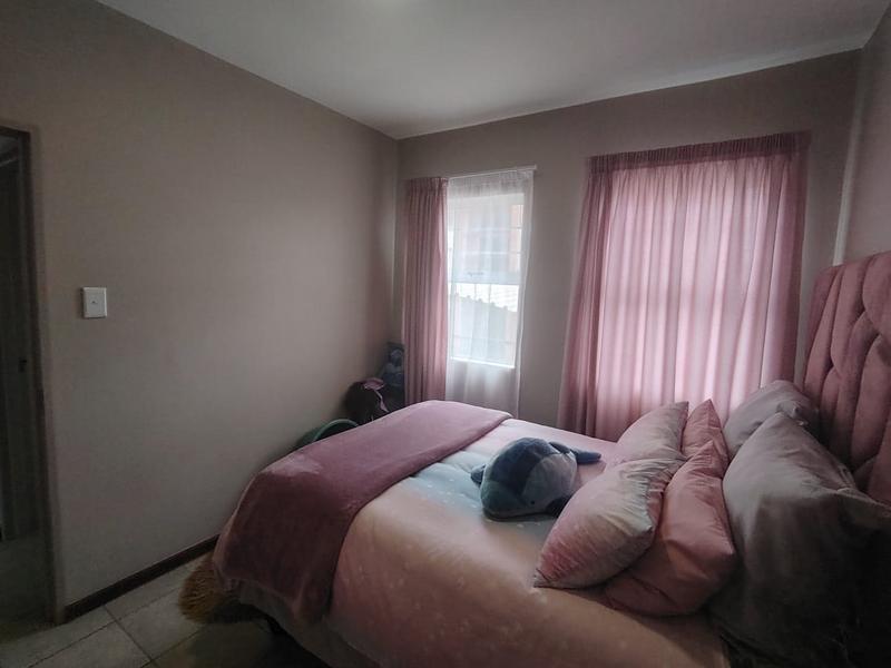 To Let 2 Bedroom Property for Rent in Kosmosdal Gauteng