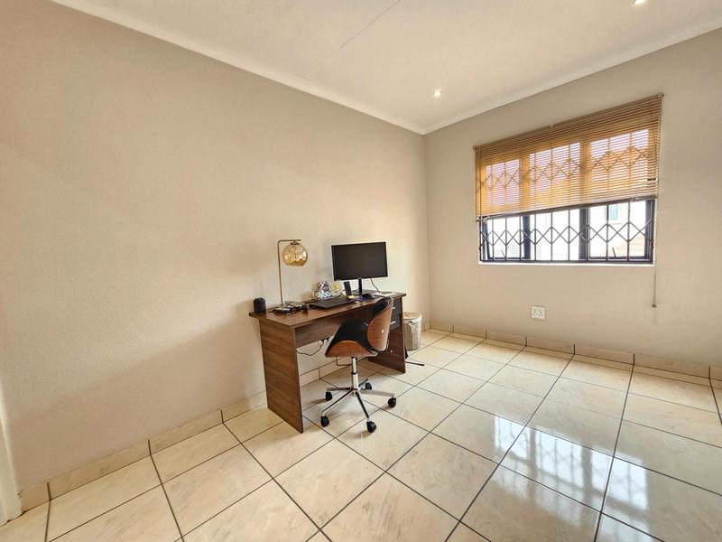 3 Bedroom Property for Sale in Witpoortjie Gauteng