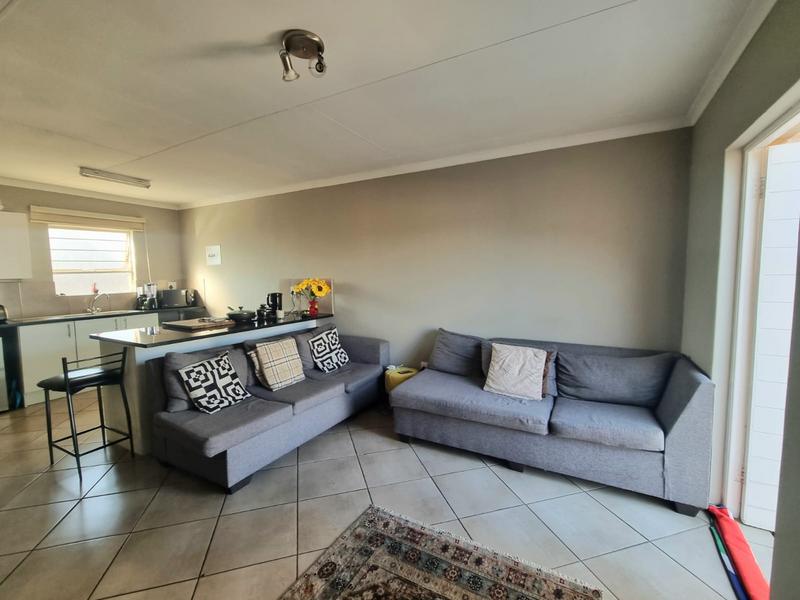 To Let 2 Bedroom Property for Rent in Albertsdal Gauteng