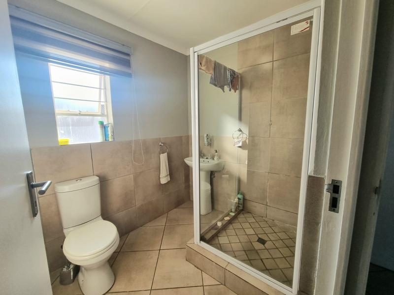 To Let 2 Bedroom Property for Rent in Albertsdal Gauteng