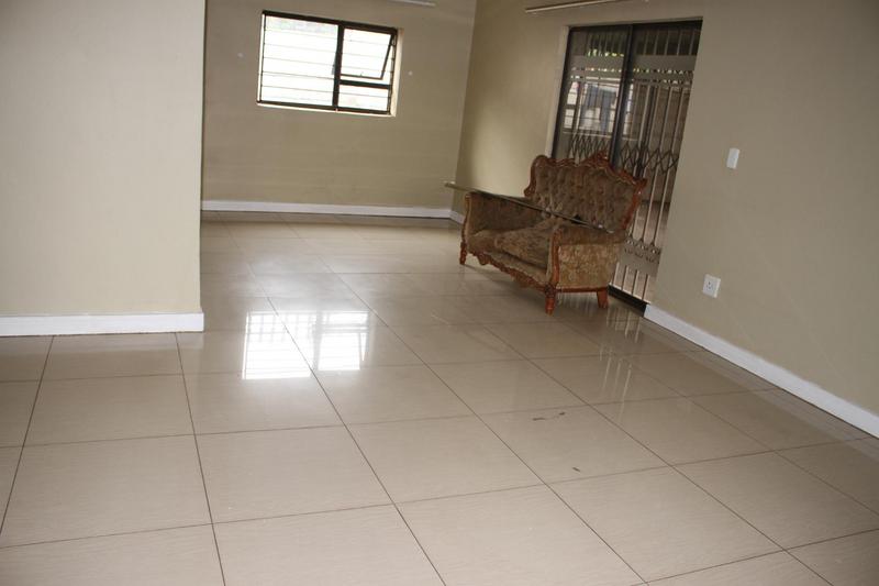 To Let 3 Bedroom Property for Rent in Roodepoort West Gauteng