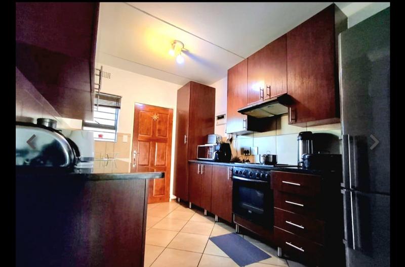 3 Bedroom Property for Sale in Albertsdal Gauteng