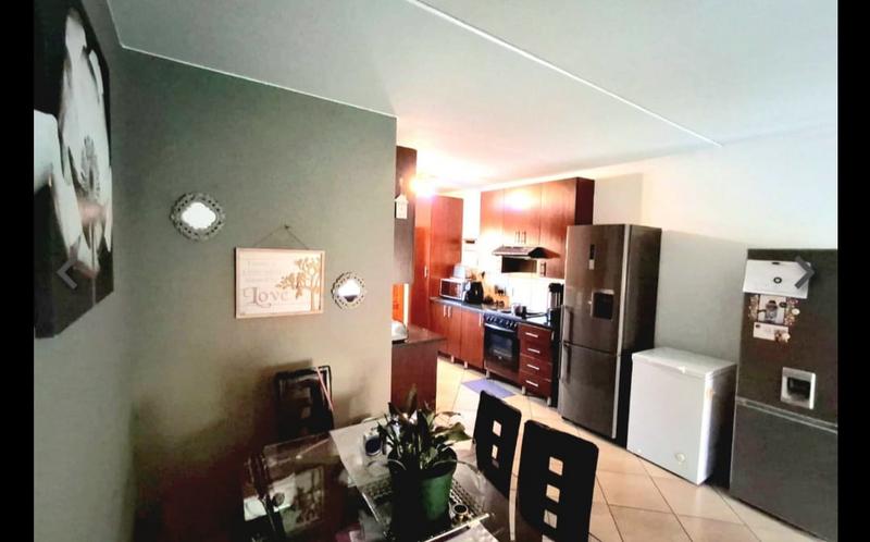 3 Bedroom Property for Sale in Albertsdal Gauteng