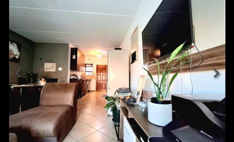 3 Bedroom Property for Sale in Albertsdal Gauteng