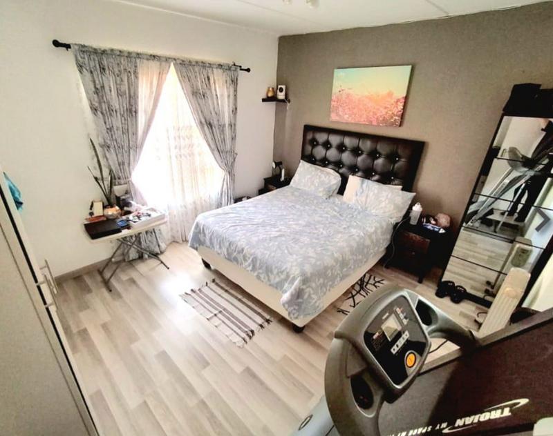 3 Bedroom Property for Sale in Albertsdal Gauteng