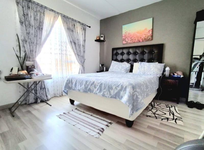 3 Bedroom Property for Sale in Albertsdal Gauteng