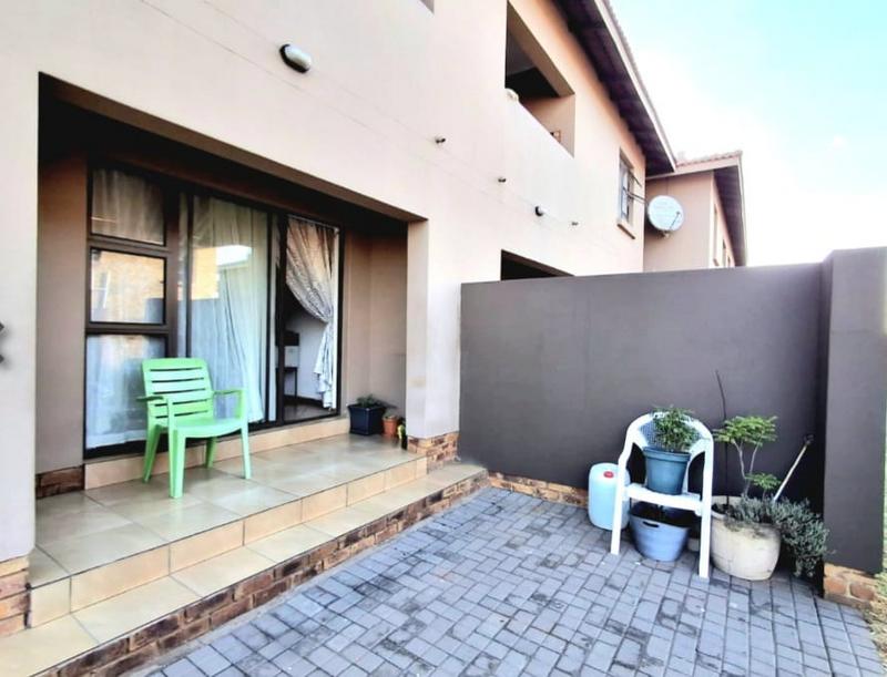 3 Bedroom Property for Sale in Albertsdal Gauteng