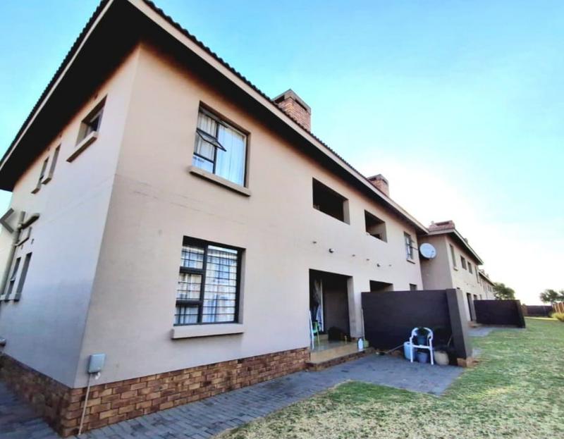 3 Bedroom Property for Sale in Albertsdal Gauteng