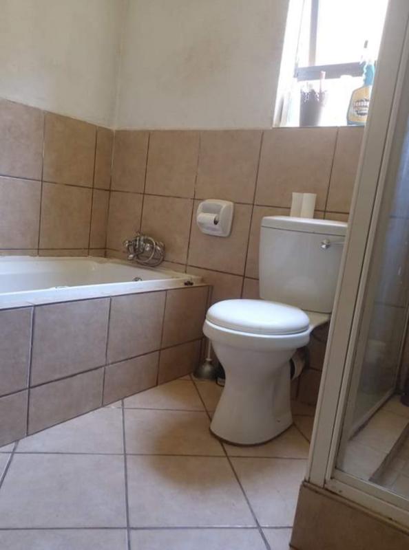 3 Bedroom Property for Sale in Albertsdal Gauteng