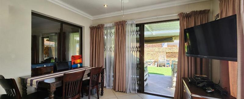 3 Bedroom Property for Sale in New Redruth Gauteng