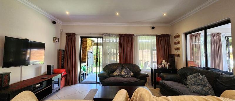 3 Bedroom Property for Sale in New Redruth Gauteng