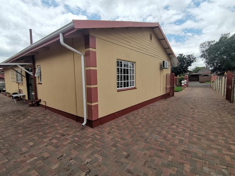 3 Bedroom Property for Sale in Vanderbijlpark SW 1 Gauteng