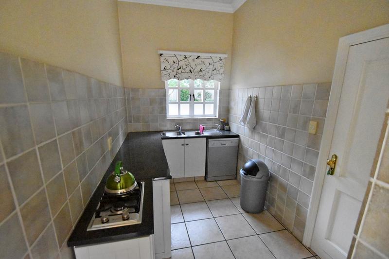 3 Bedroom Property for Sale in Senderwood Gauteng