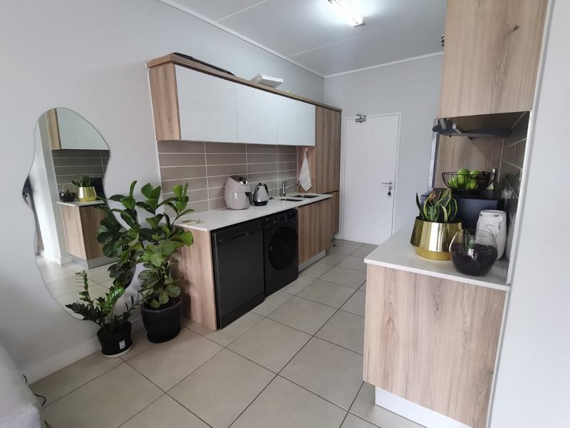 To Let 1 Bedroom Property for Rent in Linbro Park Gauteng