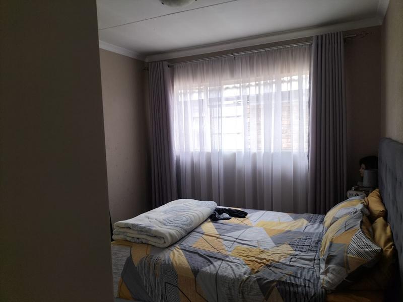 To Let 2 Bedroom Property for Rent in Birchleigh Gauteng