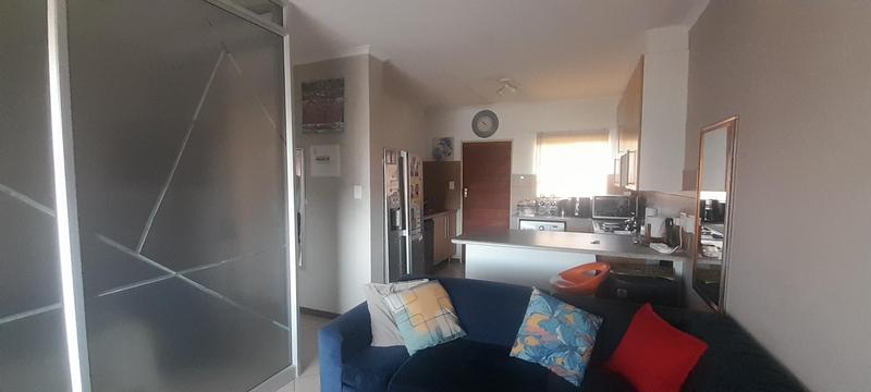 To Let 2 Bedroom Property for Rent in Monavoni Gauteng