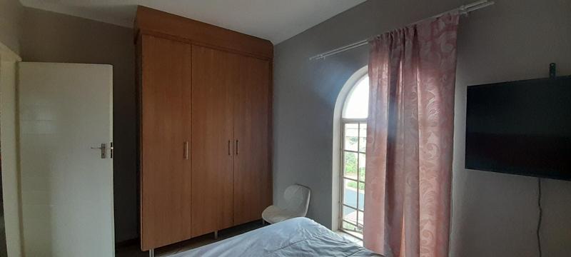 To Let 2 Bedroom Property for Rent in Monavoni Gauteng