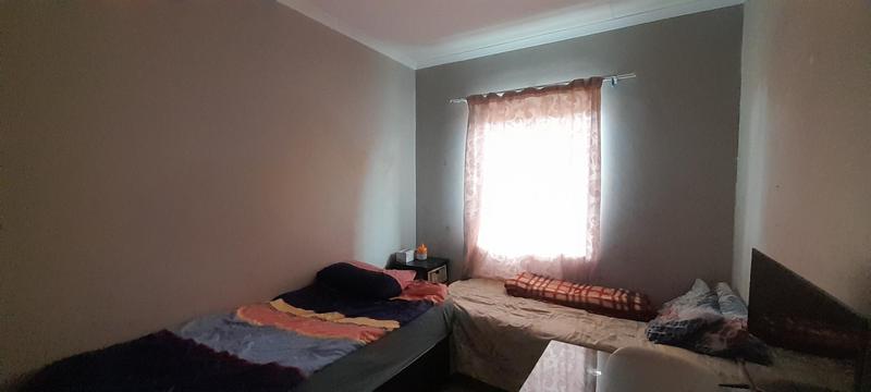 To Let 2 Bedroom Property for Rent in Monavoni Gauteng