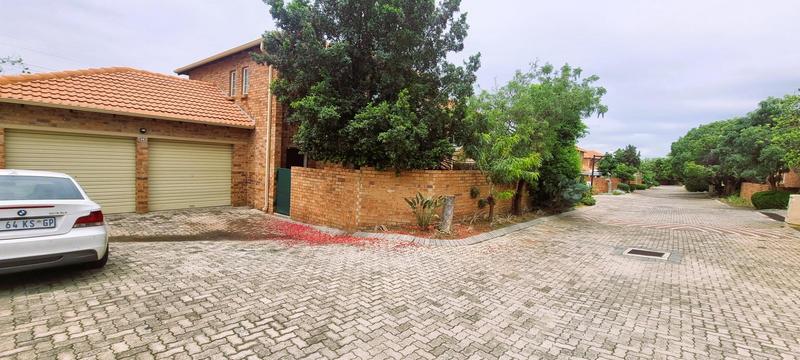 3 Bedroom Property for Sale in Amberfield Gauteng