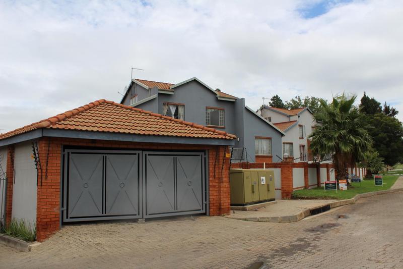 To Let 2 Bedroom Property for Rent in Rynfield A H Gauteng