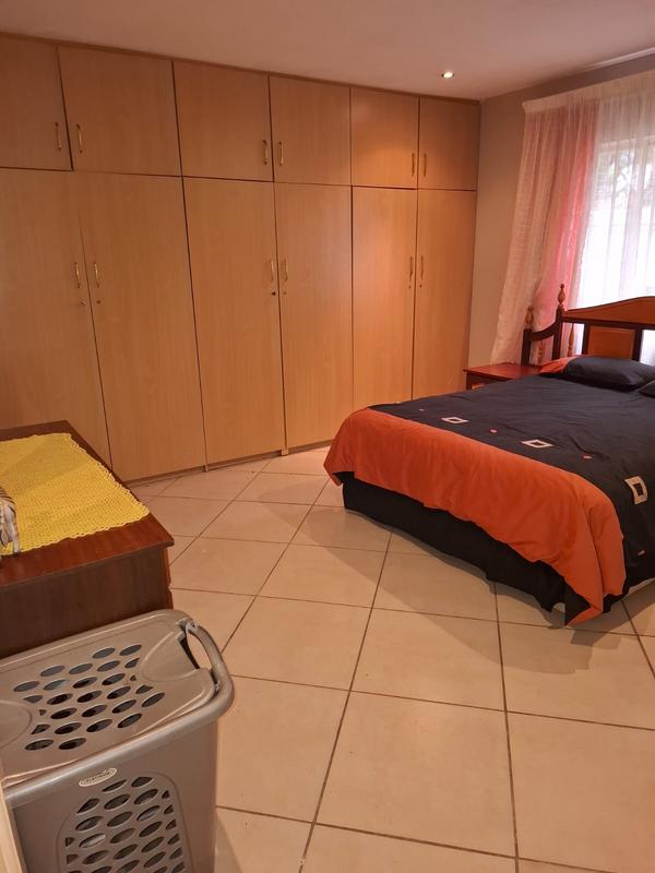 To Let 4 Bedroom Property for Rent in Lynnwood Glen Gauteng