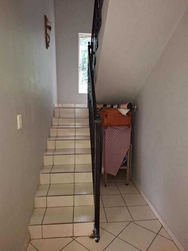 To Let 4 Bedroom Property for Rent in Lynnwood Glen Gauteng