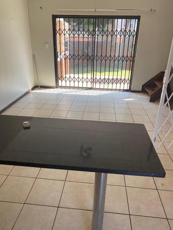 To Let 3 Bedroom Property for Rent in Noordheuwel Gauteng