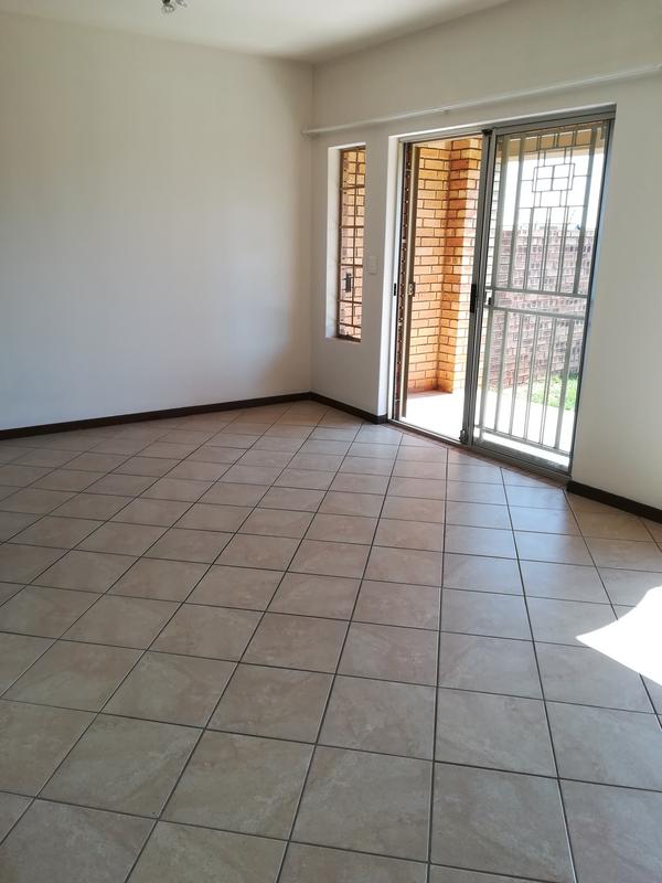 To Let 2 Bedroom Property for Rent in Mooikloof Ridge Gauteng