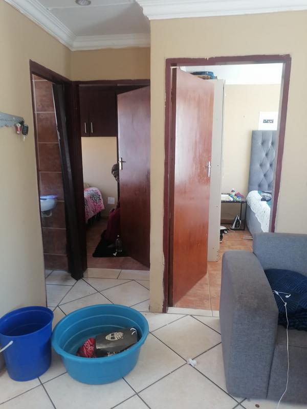 2 Bedroom Property for Sale in Lotus Gardens Gauteng