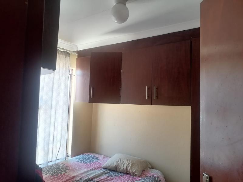 2 Bedroom Property for Sale in Lotus Gardens Gauteng