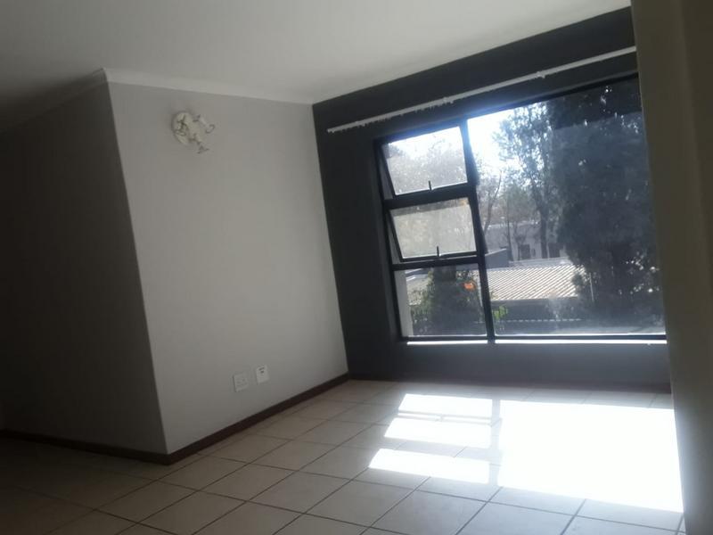 To Let 2 Bedroom Property for Rent in Ferndale Gauteng