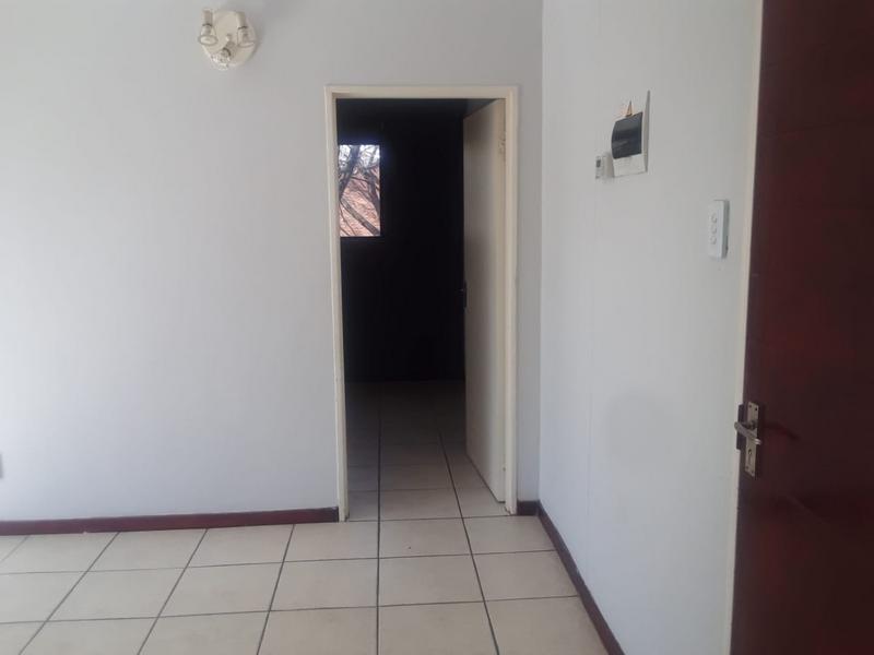 To Let 2 Bedroom Property for Rent in Ferndale Gauteng