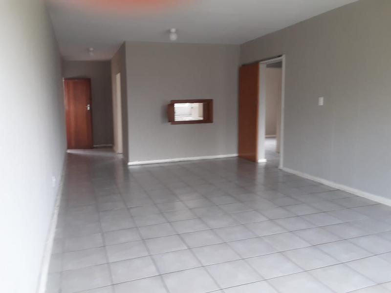 To Let 2 Bedroom Property for Rent in Florida Park Gauteng