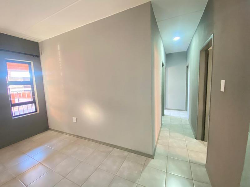 3 Bedroom Property for Sale in Witpoortjie Gauteng